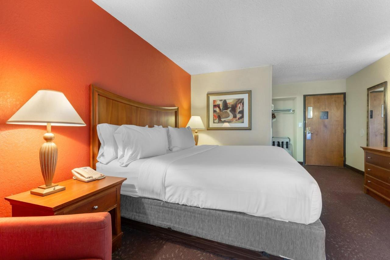Holiday Inn Express Chicago-Downers Grove By Ihg Kültér fotó
