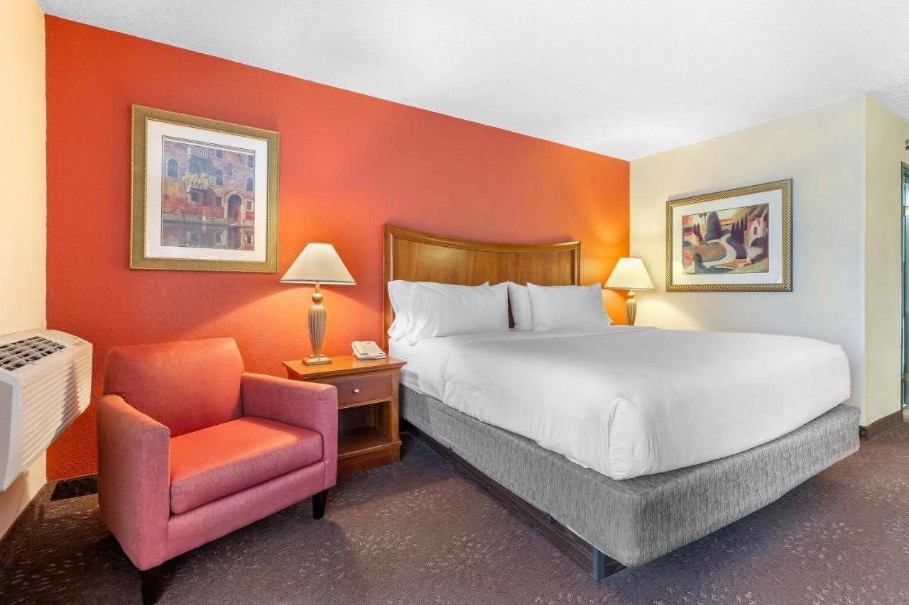 Holiday Inn Express Chicago-Downers Grove By Ihg Kültér fotó