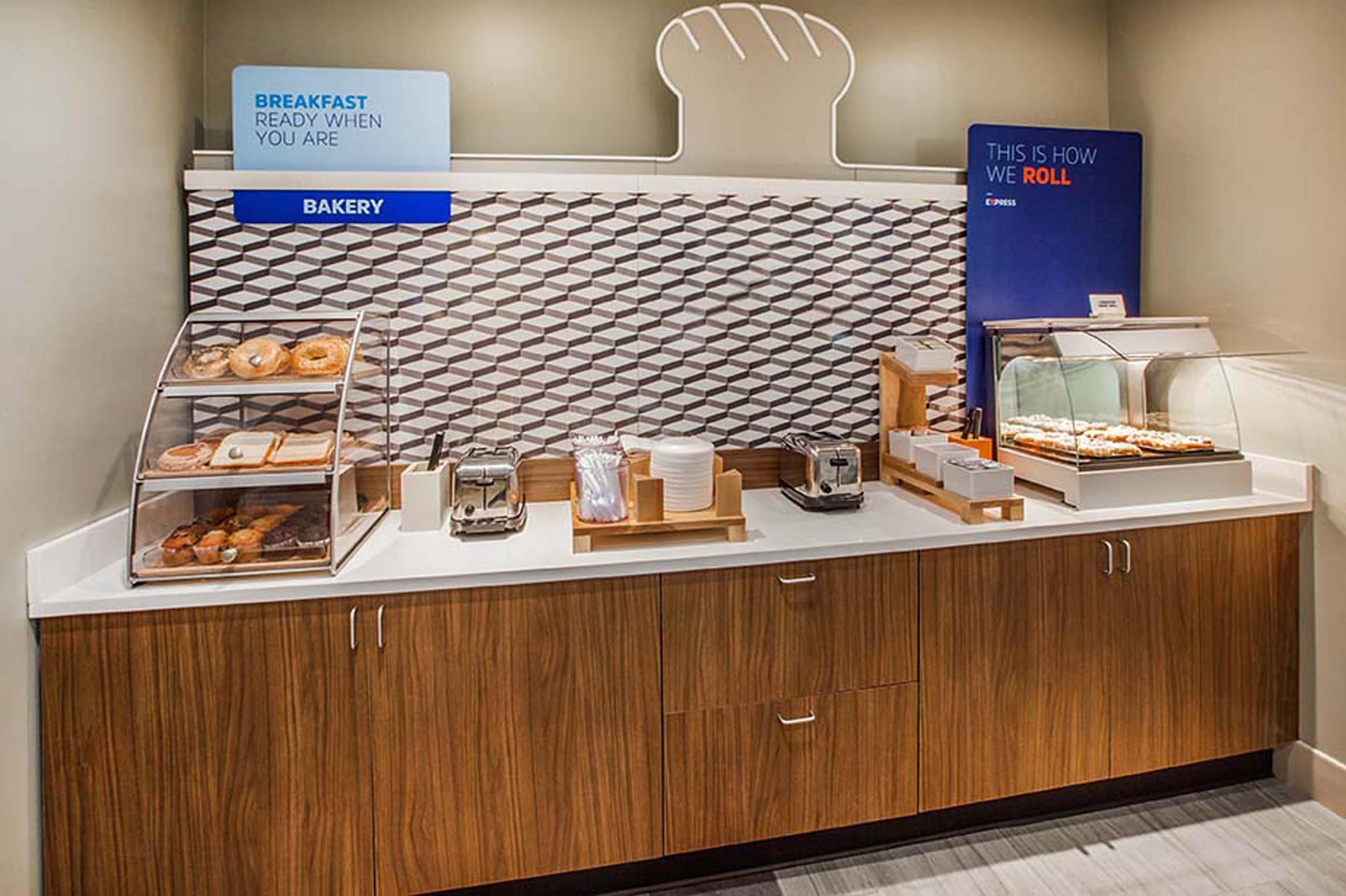 Holiday Inn Express Chicago-Downers Grove By Ihg Kültér fotó