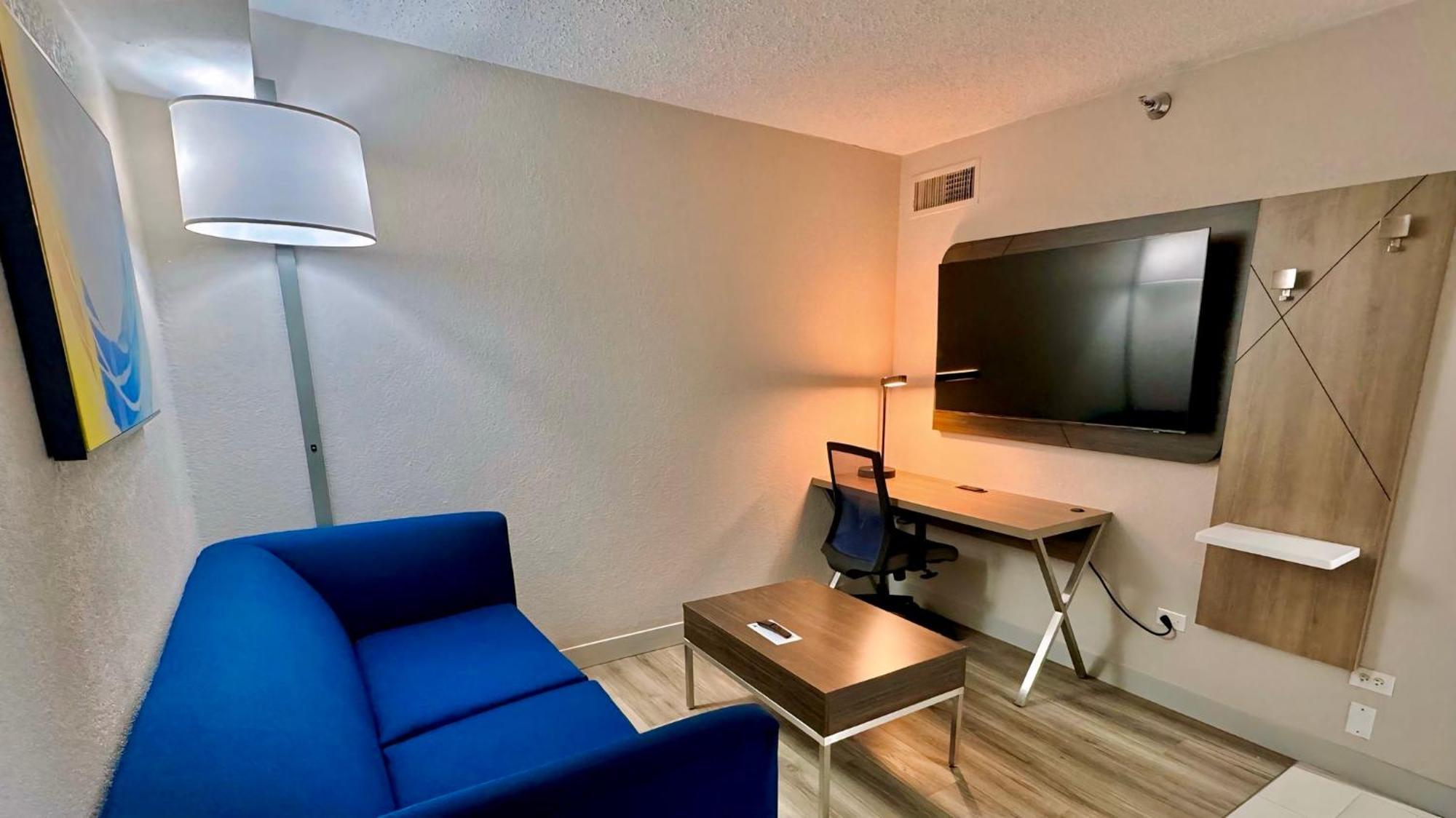 Holiday Inn Express Chicago-Downers Grove By Ihg Kültér fotó