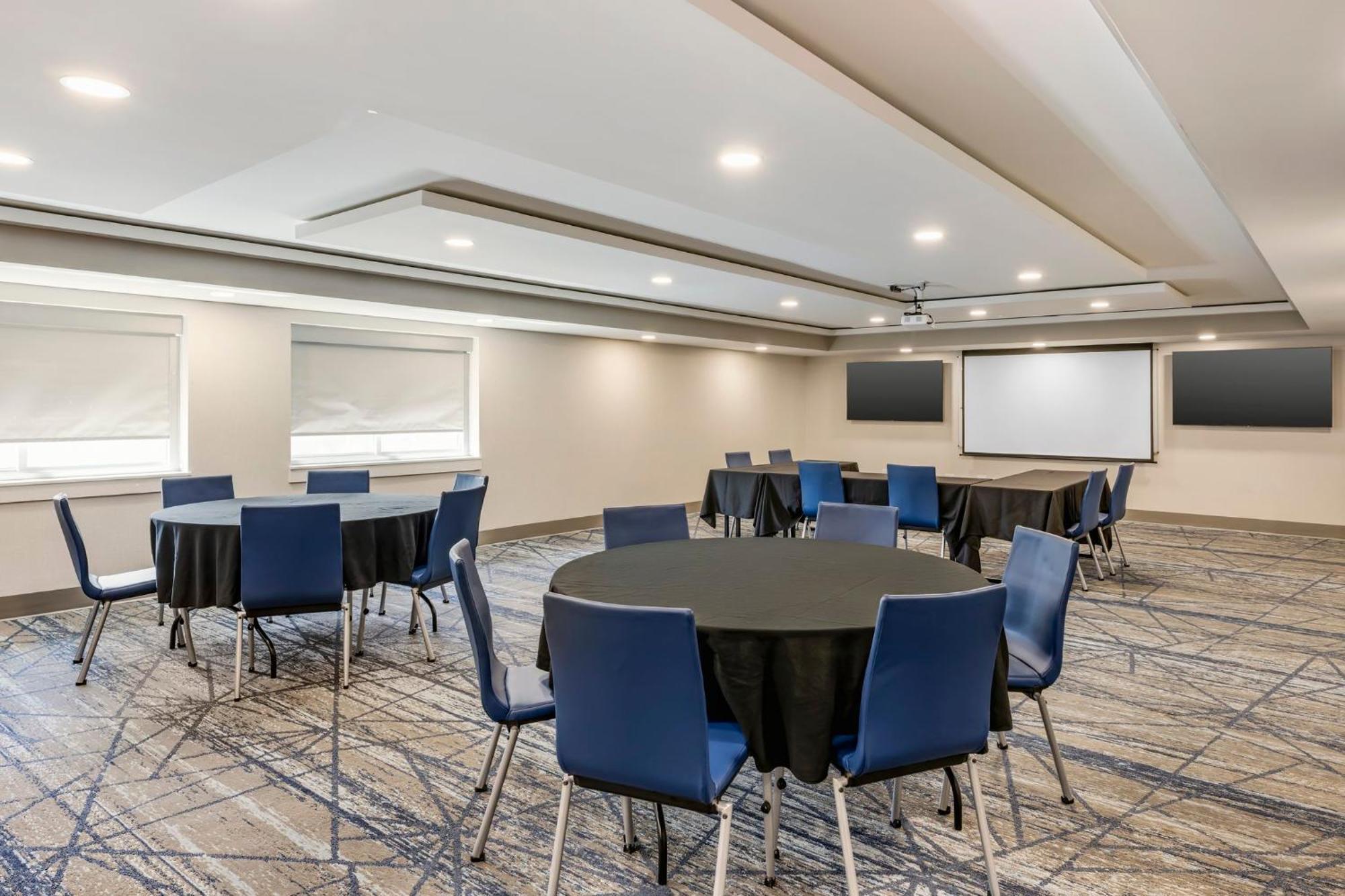 Holiday Inn Express Chicago-Downers Grove By Ihg Kültér fotó
